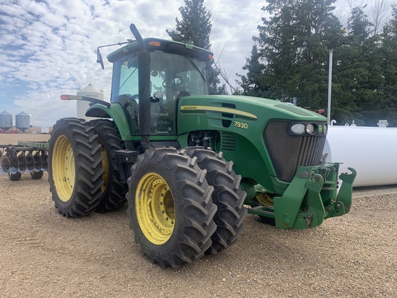 2010 John Deere 7930 Tractor