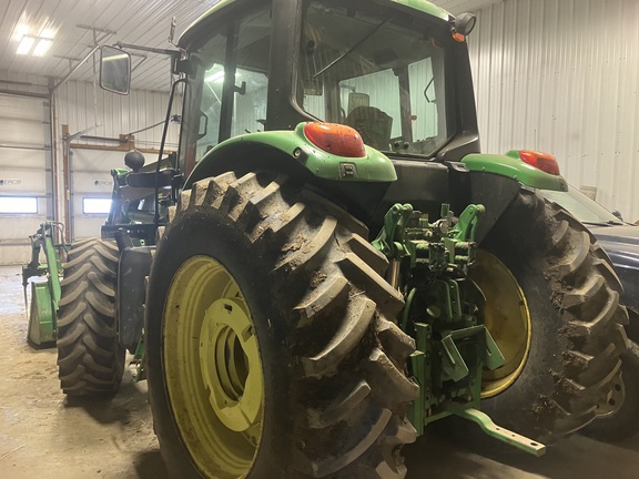 2015 John Deere 6125M Cab Tractor