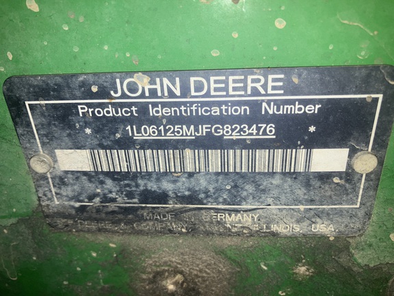 2015 John Deere 6125M Cab Tractor