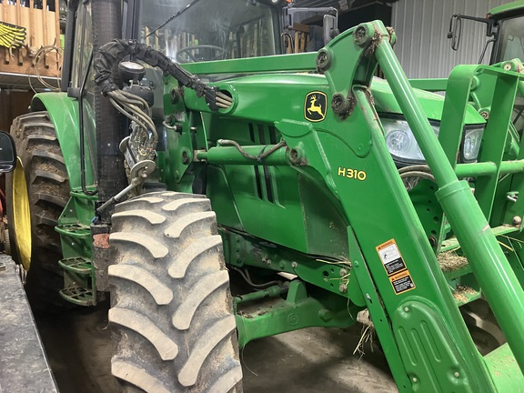 2015 John Deere 6125M Cab Tractor