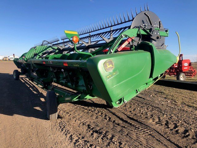 2019 John Deere 740FD Header Combine