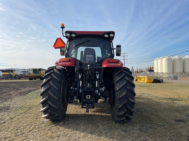 2022 Case MAX135 Tractor