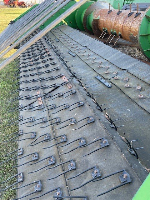 2013 John Deere S690 Combine