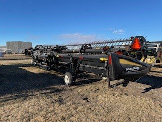 2016 MacDon FD75-45 Header Combine