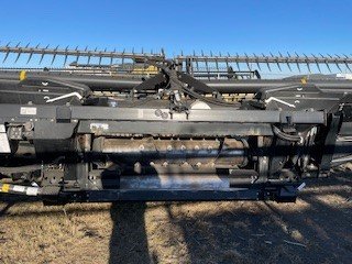 2016 MacDon FD75-45 Header Combine