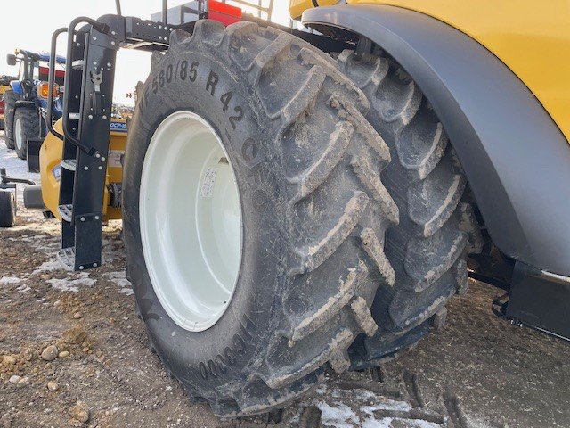 2023 New Holland CR8.90 Combine