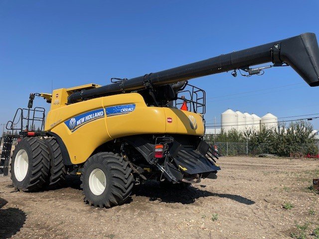 2019 New Holland CR9.90 Combine