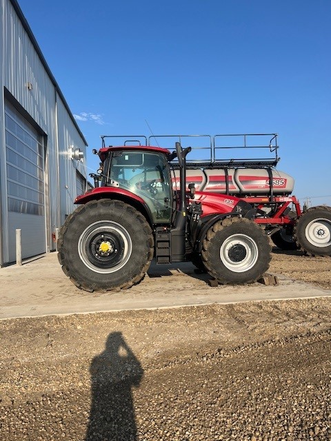 2021 Case MAX135 Tractor