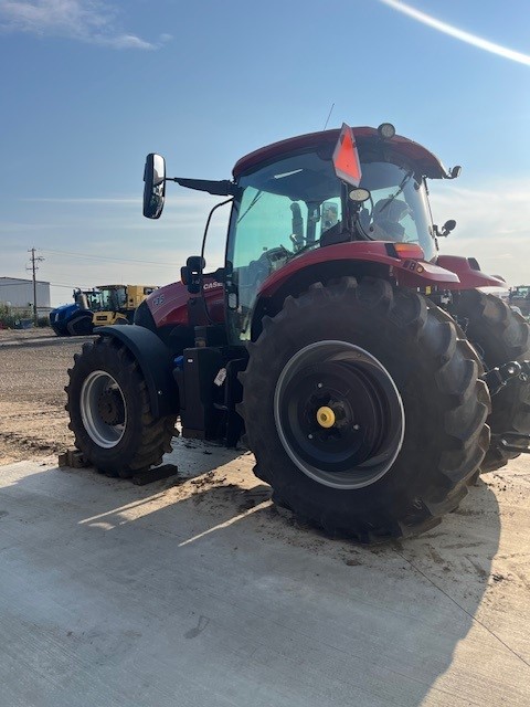 2021 Case MAX135 Tractor