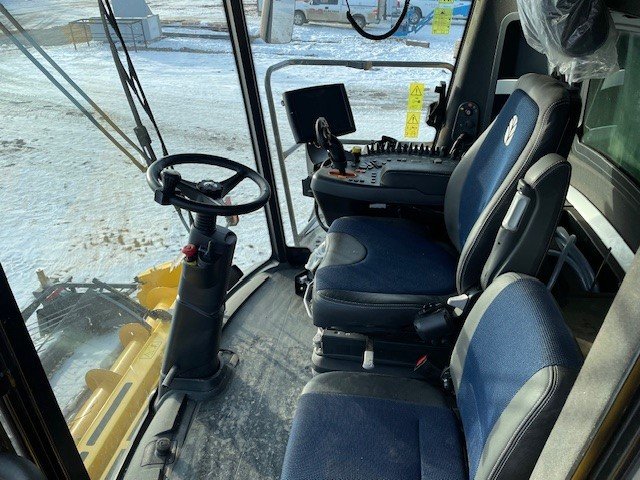 2023 New Holland CR8.90 Combine