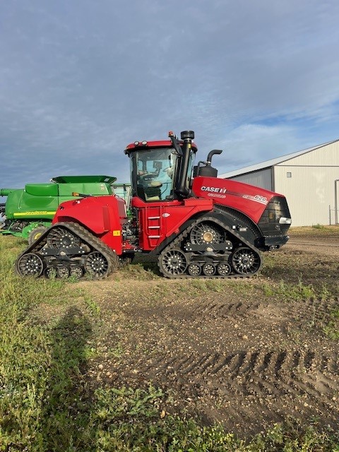 2023 Case 620Q Tractor Rubber Track