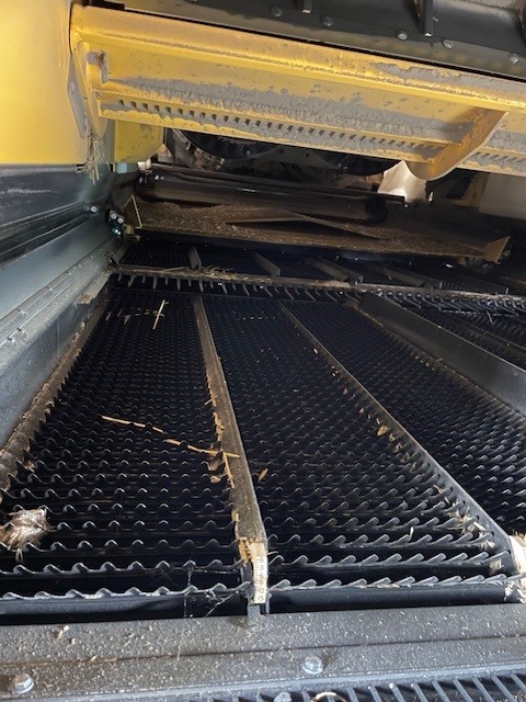 2024 New Holland CR8.90 Combine