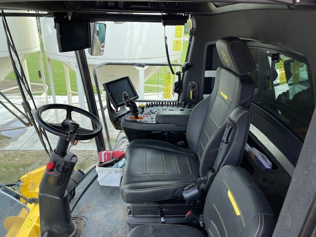 2024 New Holland CR8.90 Combine