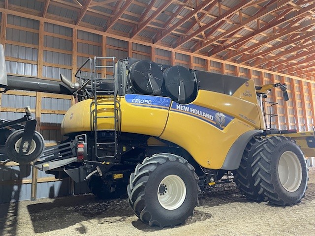 2022 New Holland CR10.90 Combine