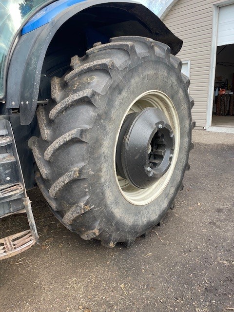 2014 New Holland T7.210 Tractor