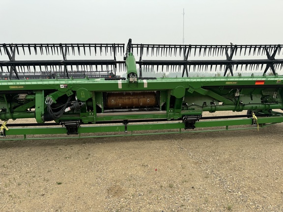 2017 John Deere 640FD Header Combine