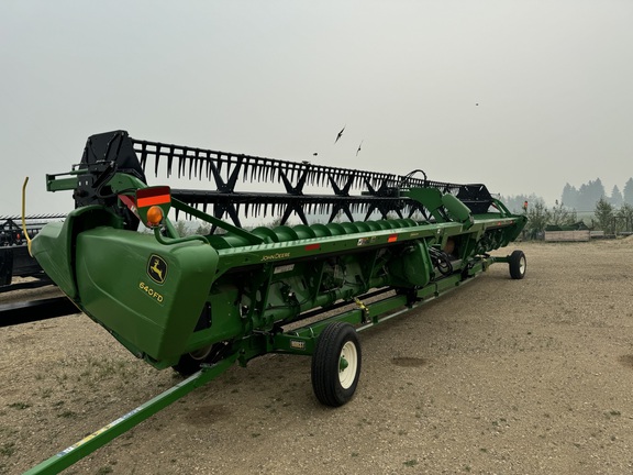 2017 John Deere 640FD Header Combine