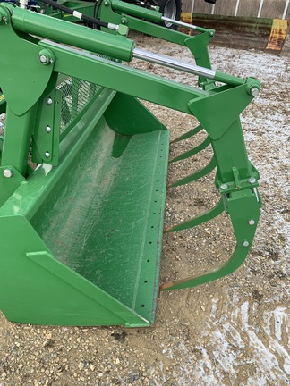 2019 John Deere 6175R Tractor