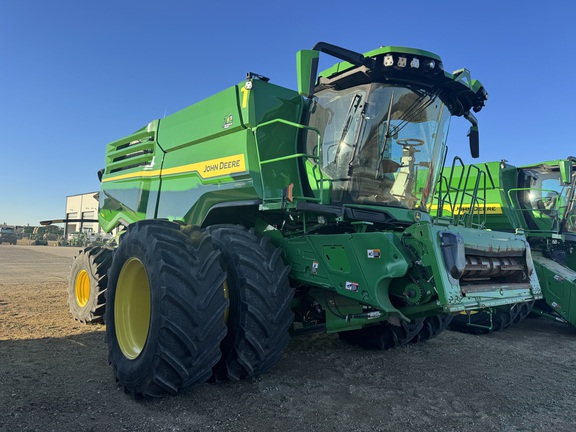 2022 John Deere X9 1100 Combine