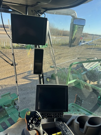 2022 John Deere X9 1100 Combine