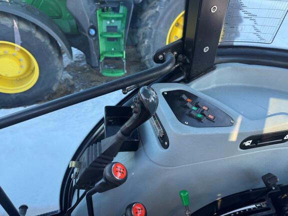 2010 New Holland TD5030 Tractor