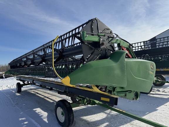 2018 John Deere 635FD Header Combine