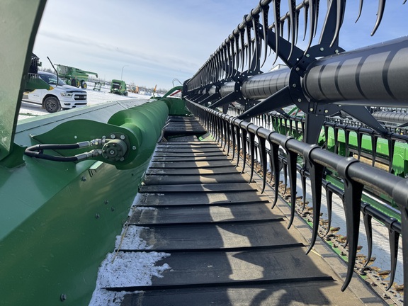 2018 John Deere 635FD Header Combine