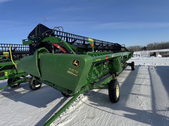 2018 John Deere 635FD Header Combine