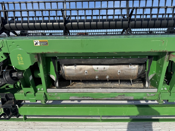 2018 John Deere 635FD Header Combine