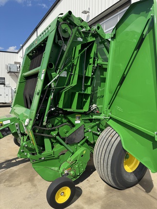 2023 John Deere 560R Baler/Round