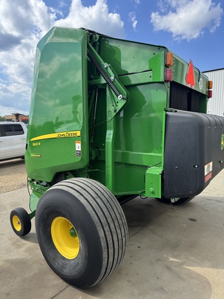 2023 John Deere 560R Baler/Round