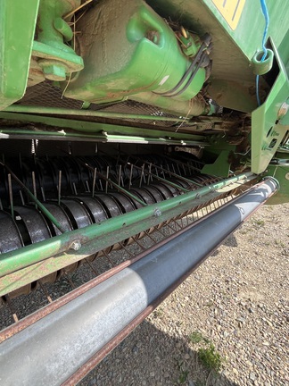 2009 John Deere 568 Baler/Round