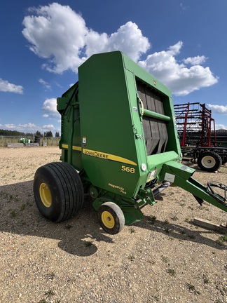 2009 John Deere 568 Baler/Round