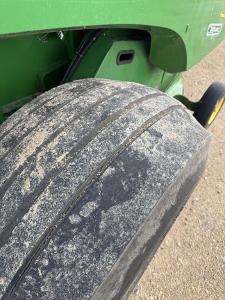 2015 John Deere 569 Premium Baler/Round