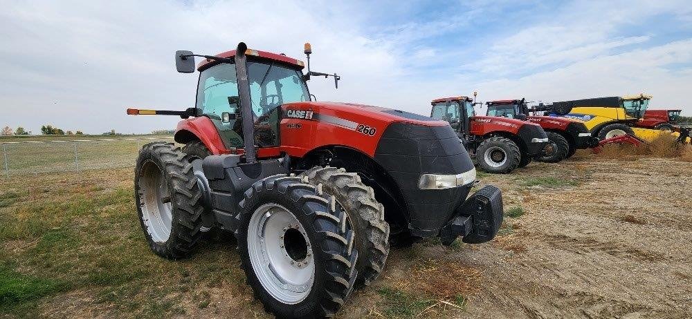 2012 Case MAG260 Tractor