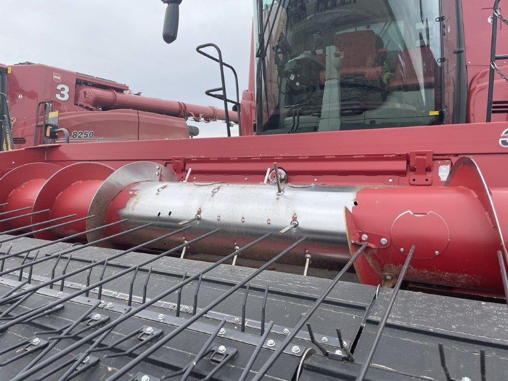 2023 Case 8250 Combine