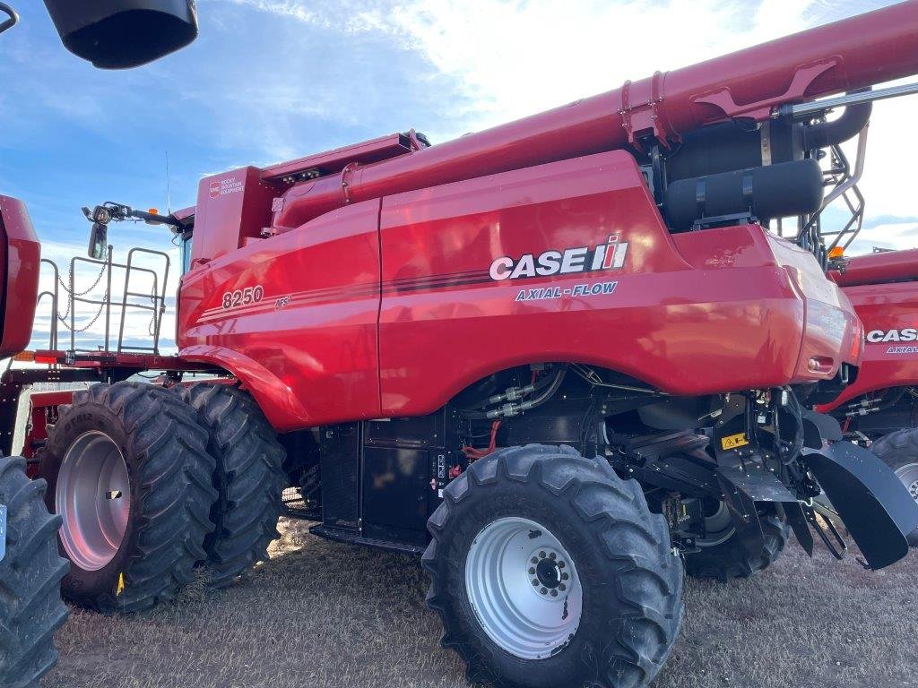 2019 Case 8250 Combine