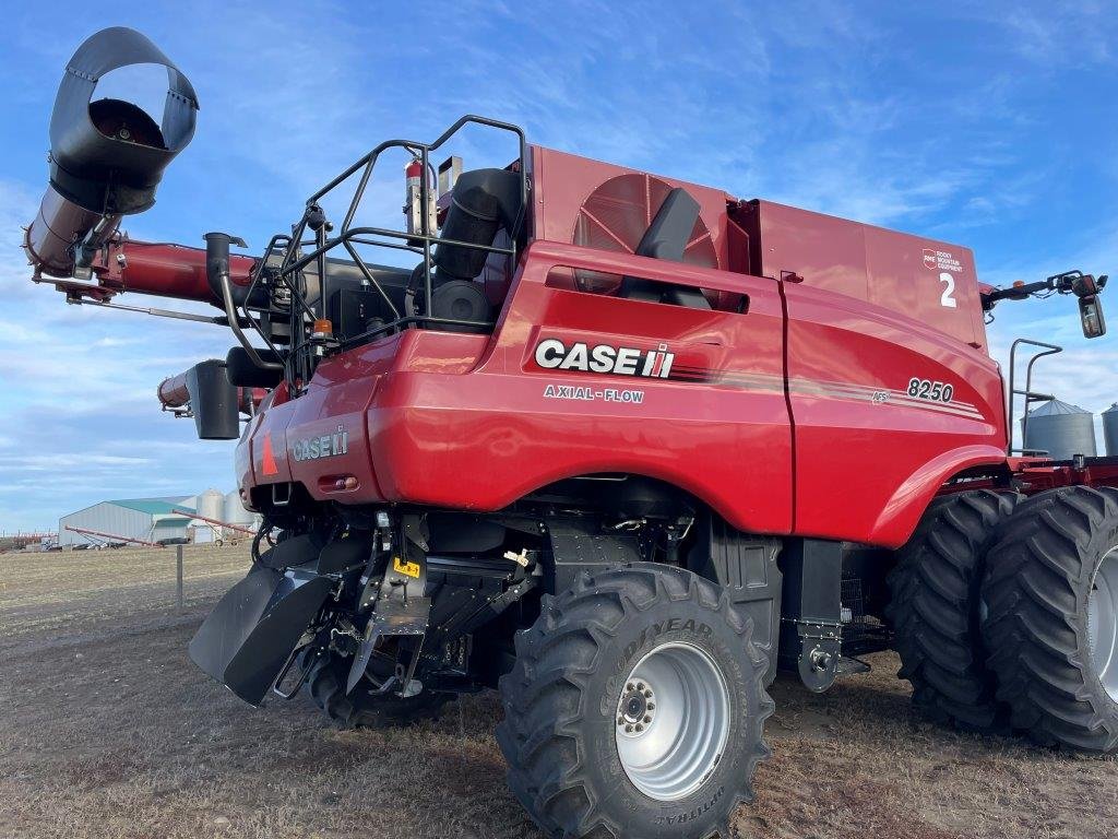 2019 Case 8250 Combine