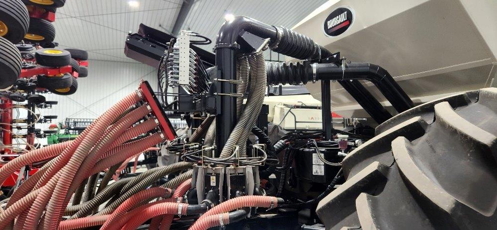 2023 Bourgault 3335-76 Seeding Tool