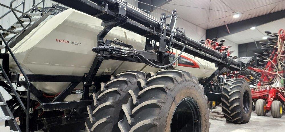 2023 Bourgault 3335-76 Seeding Tool