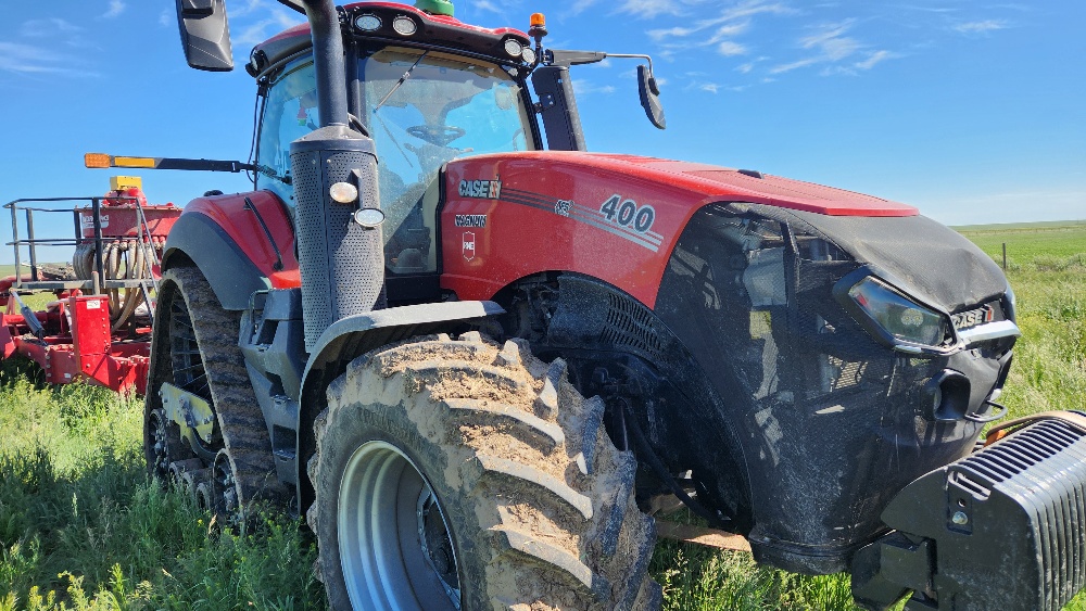 2021 Case MAG400RT Tractor