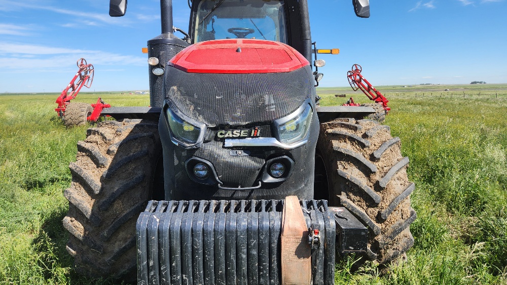 2021 Case MAG400RT Tractor