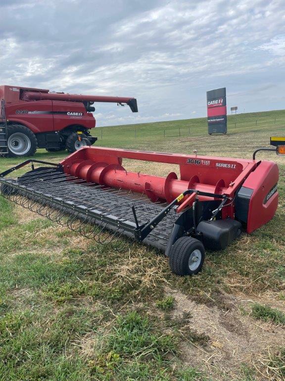 2017 Case 3016 Header Combine