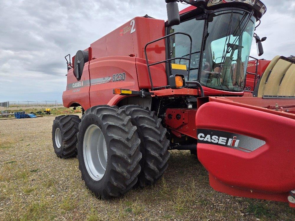 2014 Case 8230 Combine