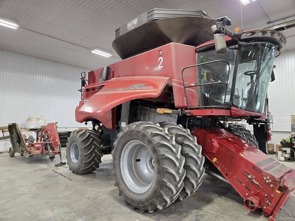 2020 Case 8250 Combine