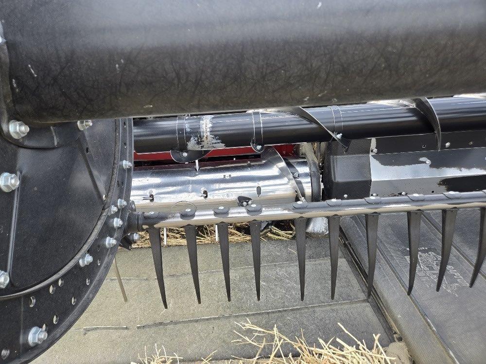 2019 MacDon FD140 Header Combine