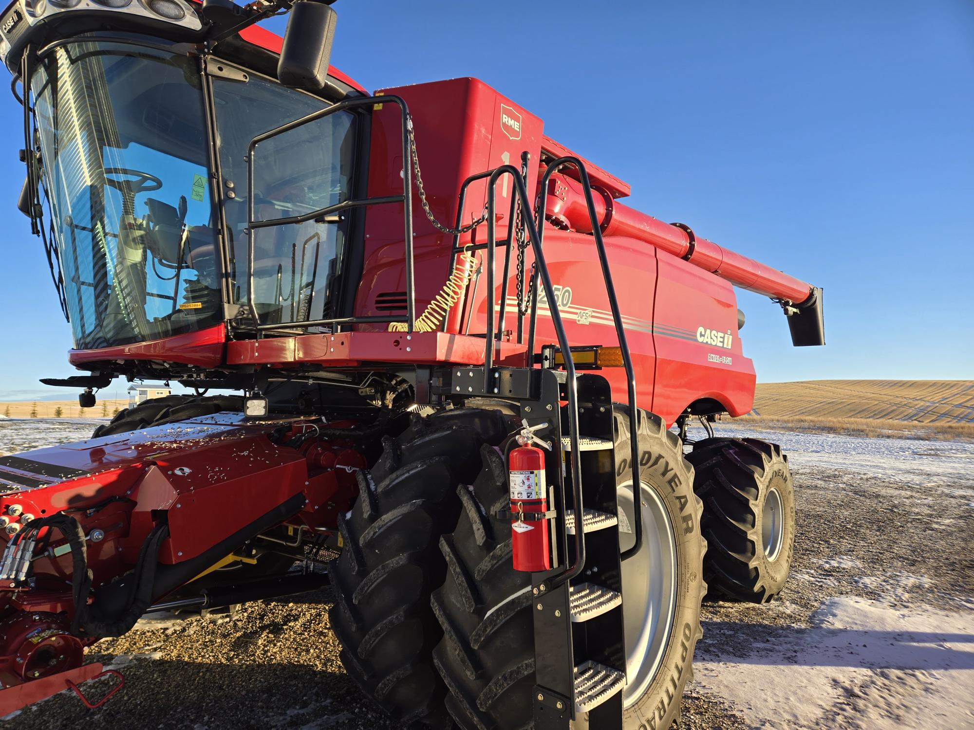 2023 Case 8250 Combine