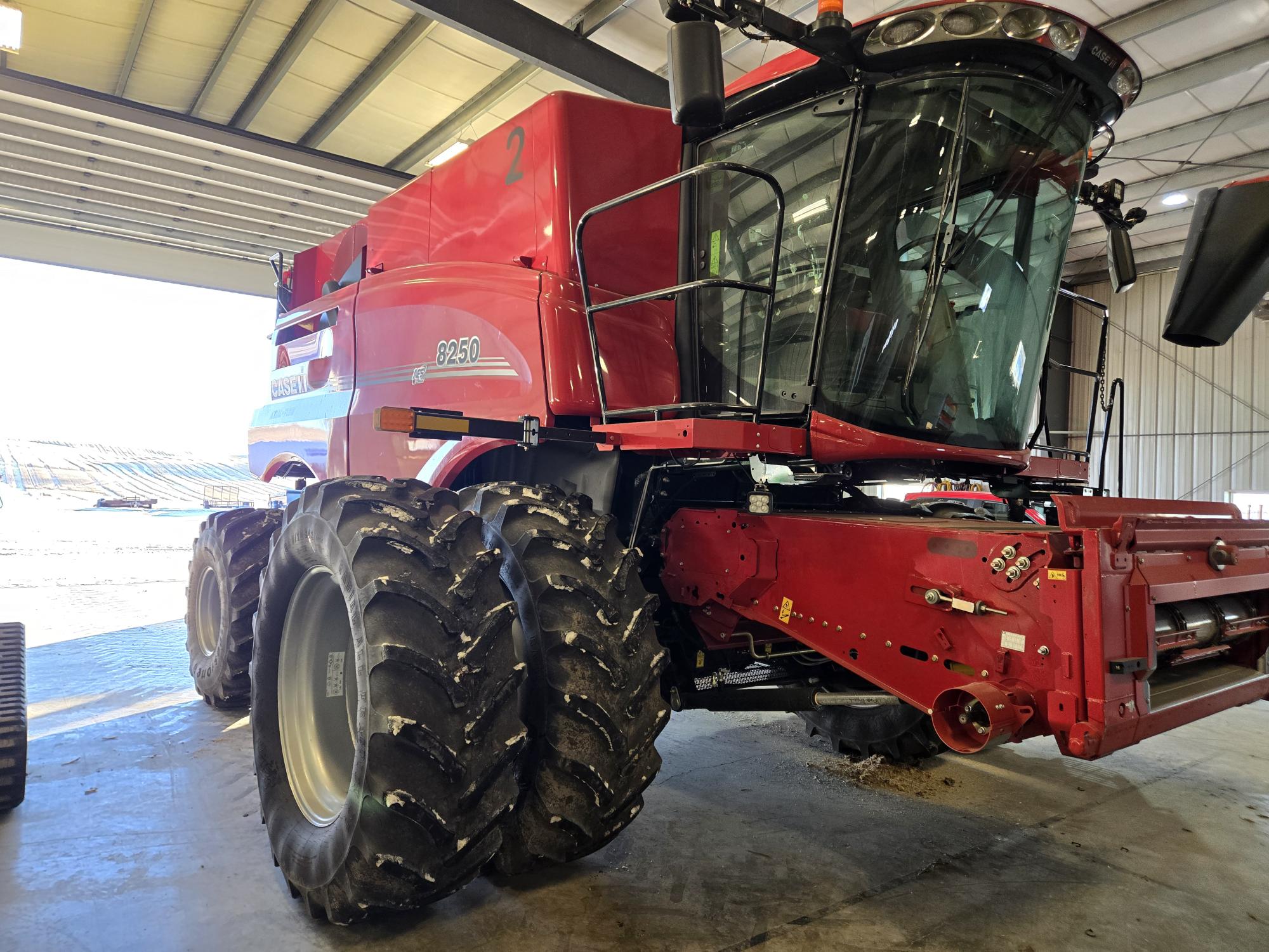 2023 Case 8250 Combine