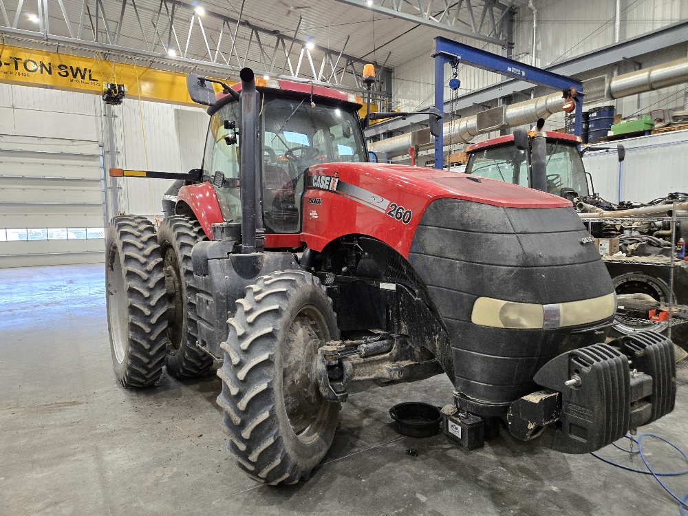 2014 Case MAG260 Tractor