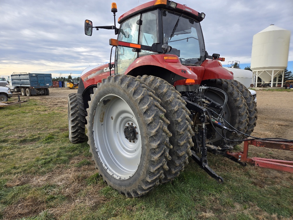 2014 Case MAG260 Tractor
